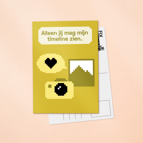 Een gele Fix Je Privacy ansichtkaart